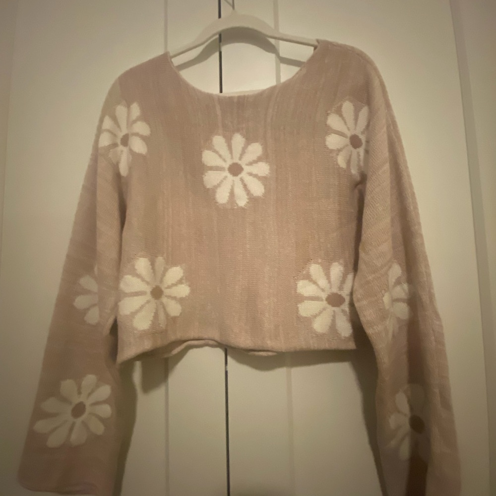 altered states pink sweater with cream flowers in size small
